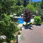 Rakovica 5*