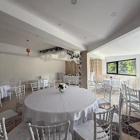 Feriested Rakovica 5*