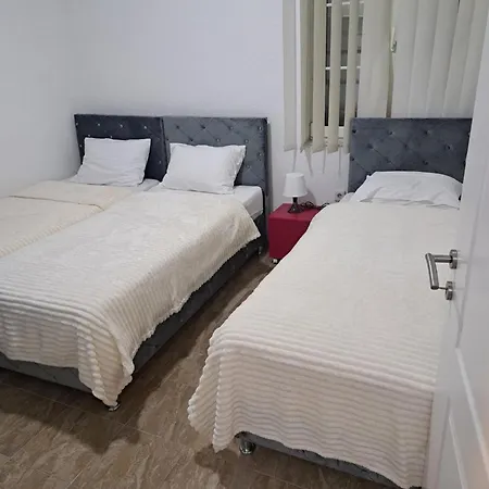 Semesteranläggning (resort) Rakovica 5*