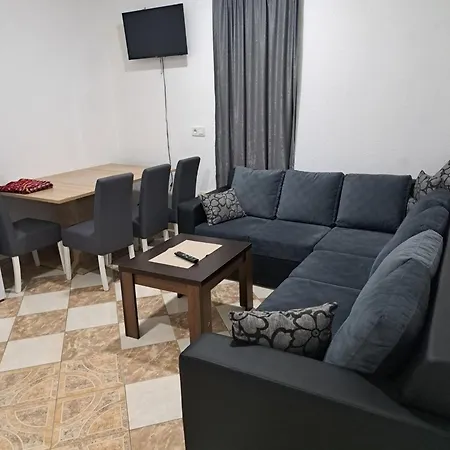 Semesteranläggning (resort) Rakovica 5*