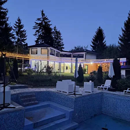 Rakovica 5*