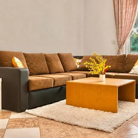 Resort Rakovica 5*